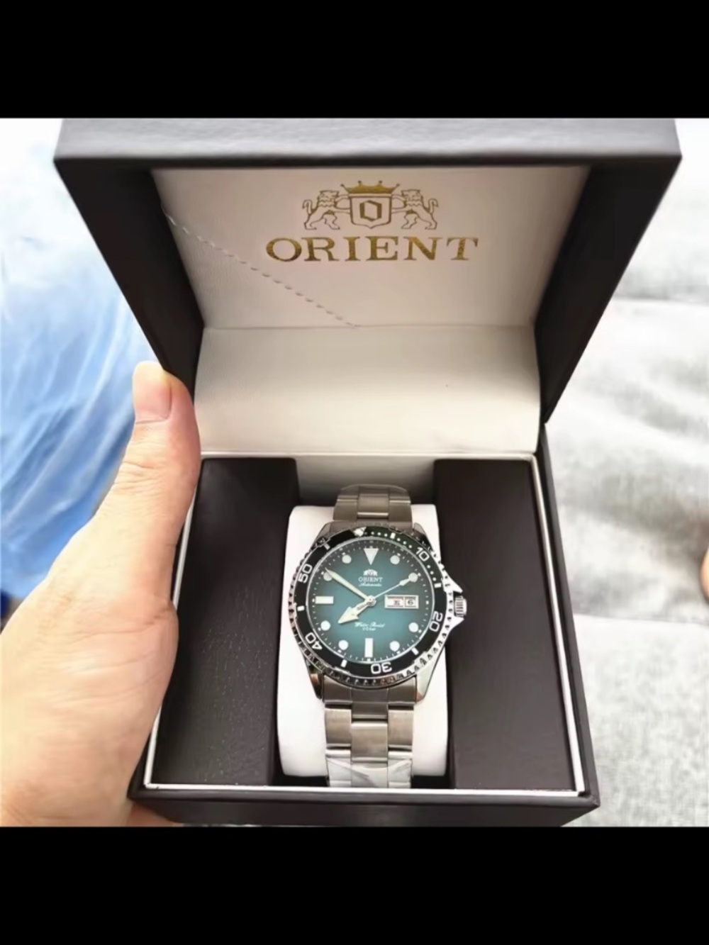 New Men's Orient Automatic Diver Watch - Green/Blue Dial - Picture 4 of 6